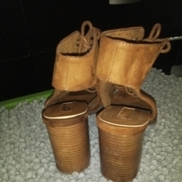 Women's lace up heels - Picture 2 of 2